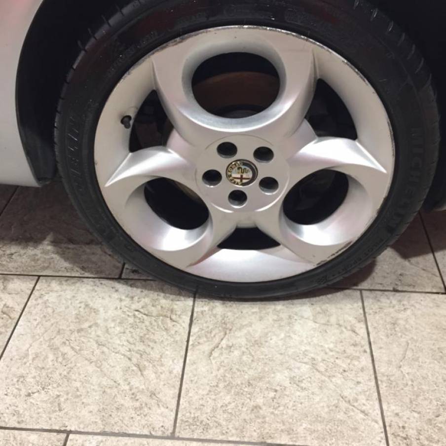 Lavaggio esterno con prodotti speciali