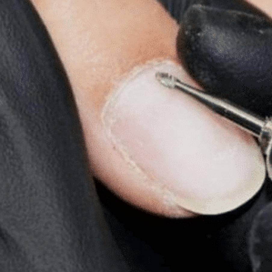 Dry manicure+ gel su unghia naturale