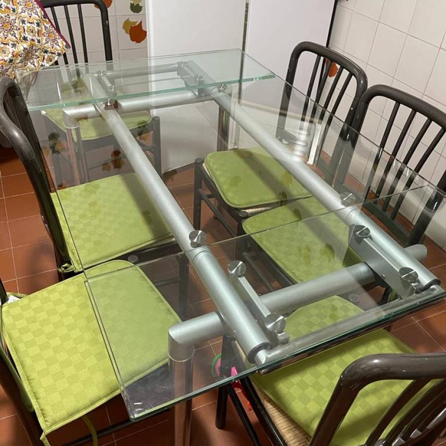 Tavolo in vetro €100,00