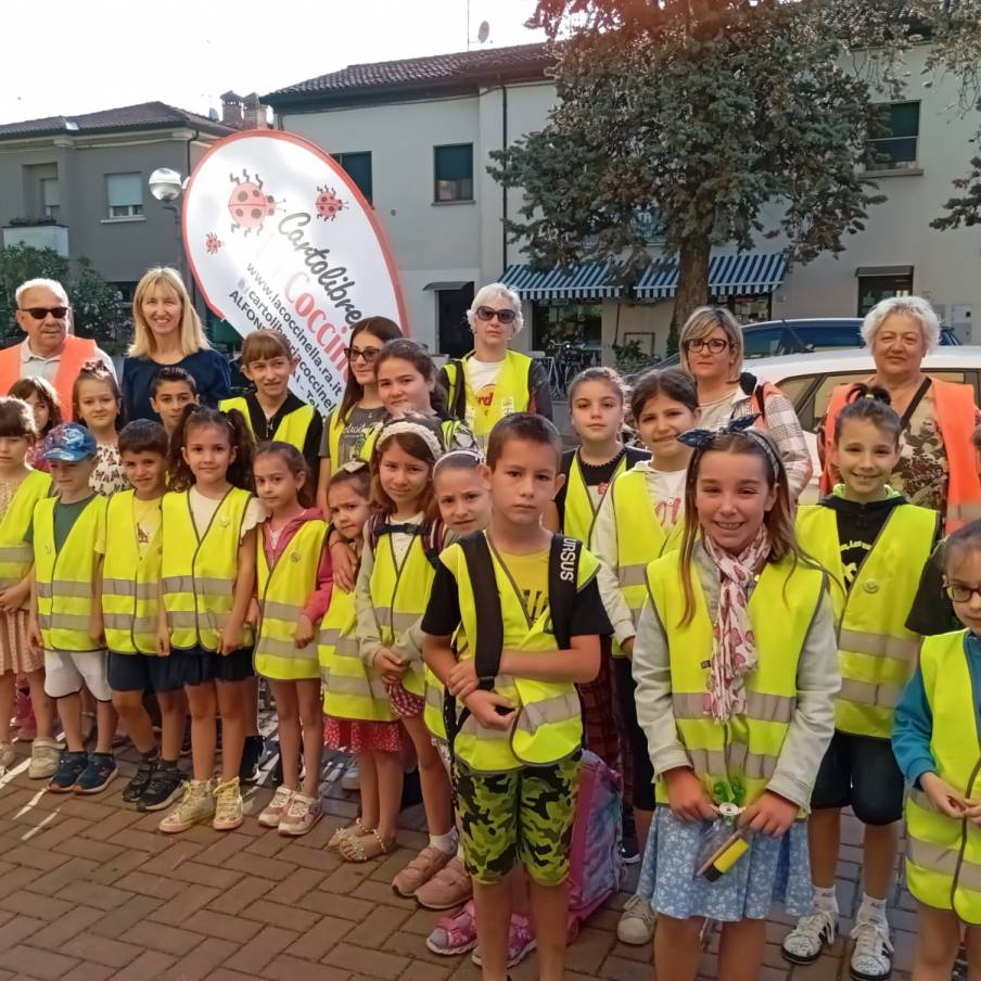 SALUTI DAL PIEDIBUS A.S. 2023/24