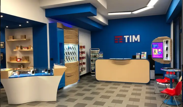 Lumetti Snc - Centro Tim Maranello